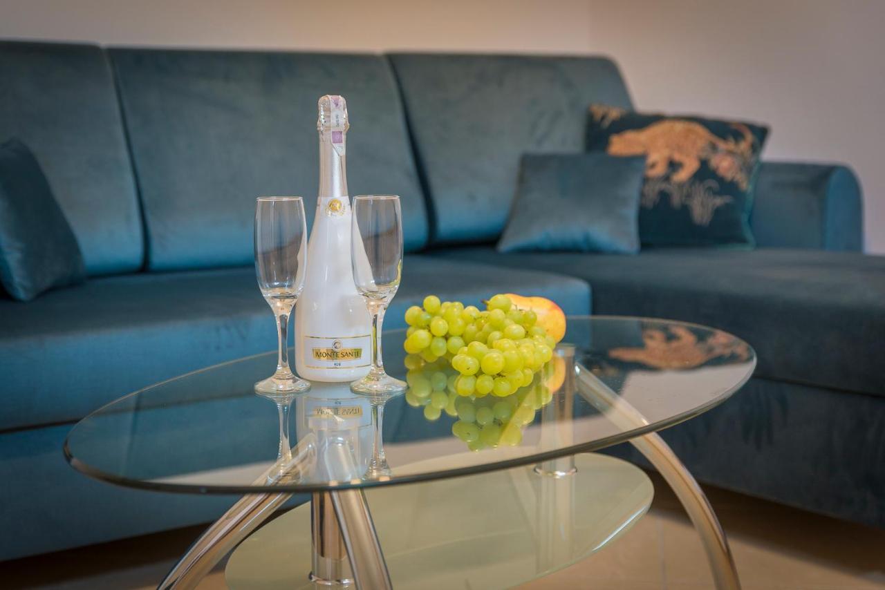 Parkowa Polana Myweek Appartement Polanica-Zdrój Kamer foto
