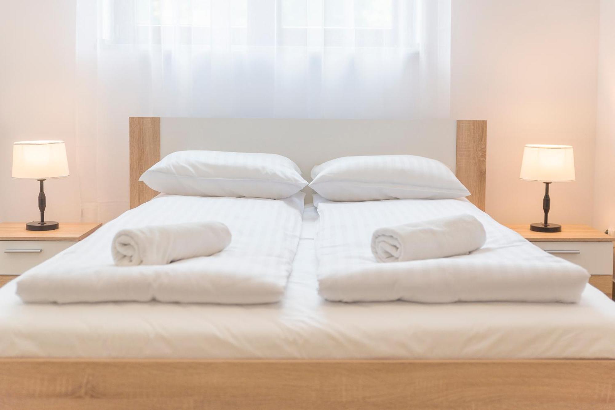 Parkowa Polana Myweek Appartement Polanica-Zdrój Kamer foto