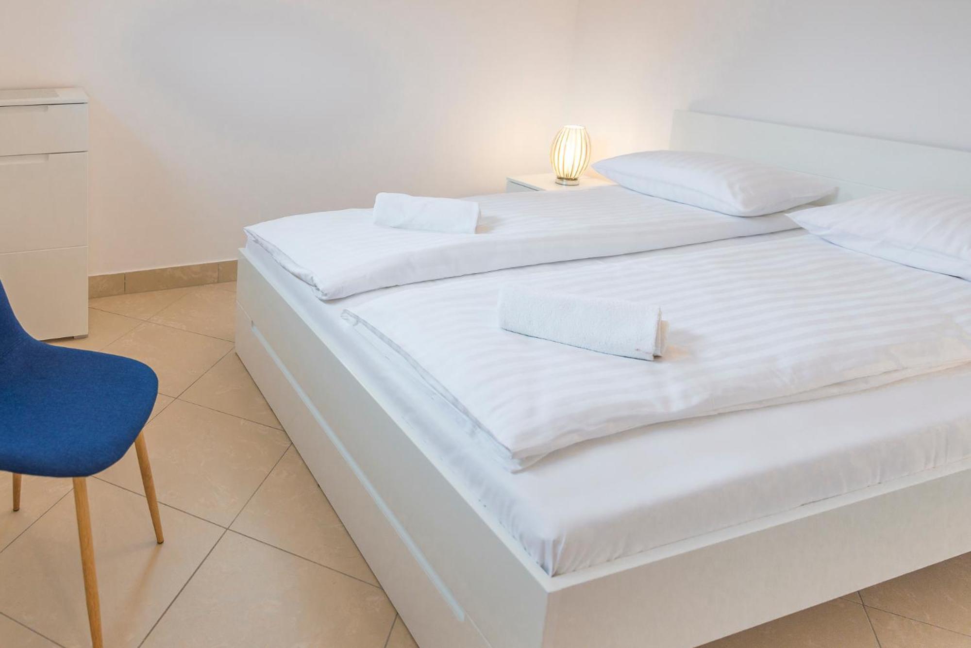 Parkowa Polana Myweek Appartement Polanica-Zdrój Kamer foto