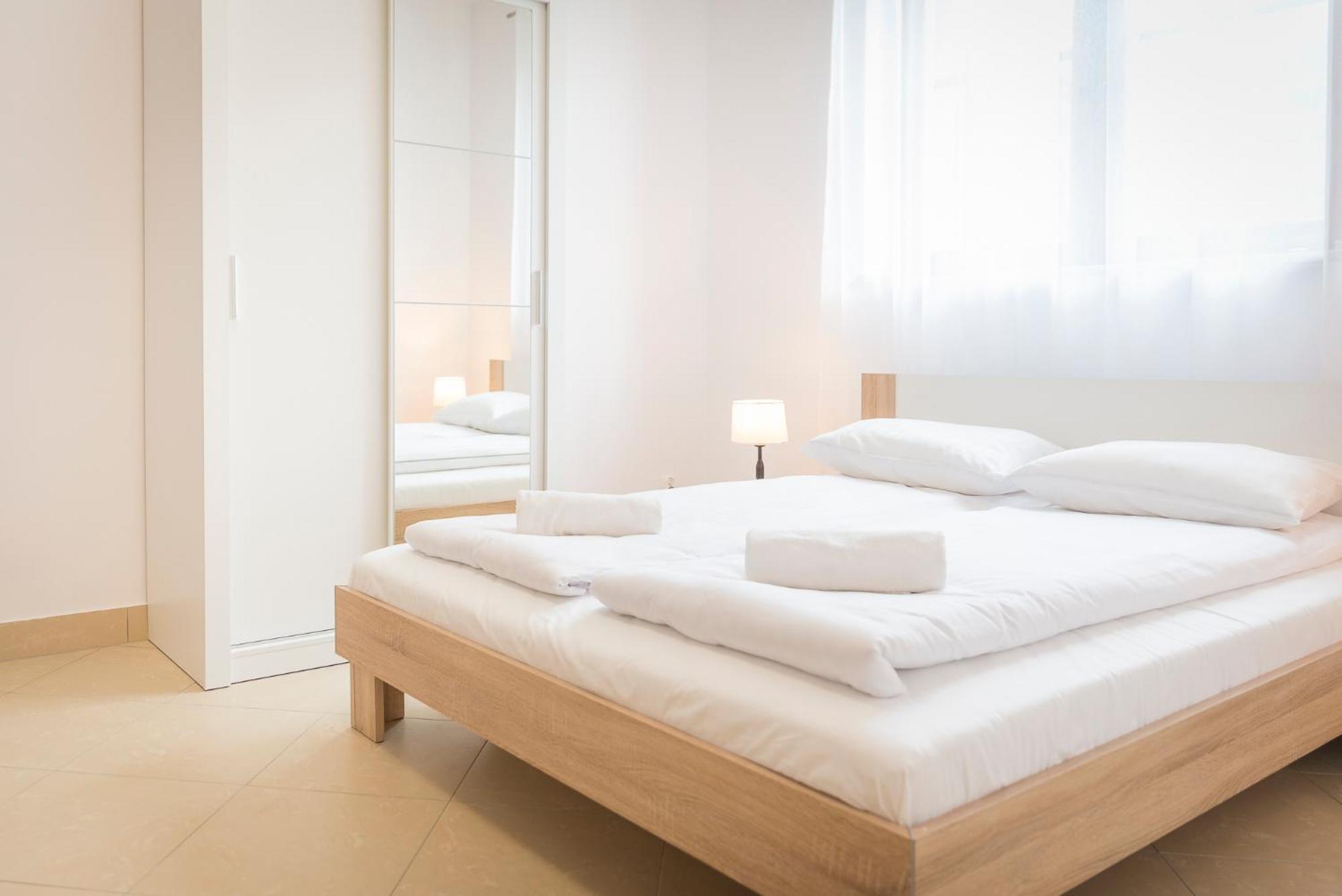 Parkowa Polana Myweek Appartement Polanica-Zdrój Kamer foto