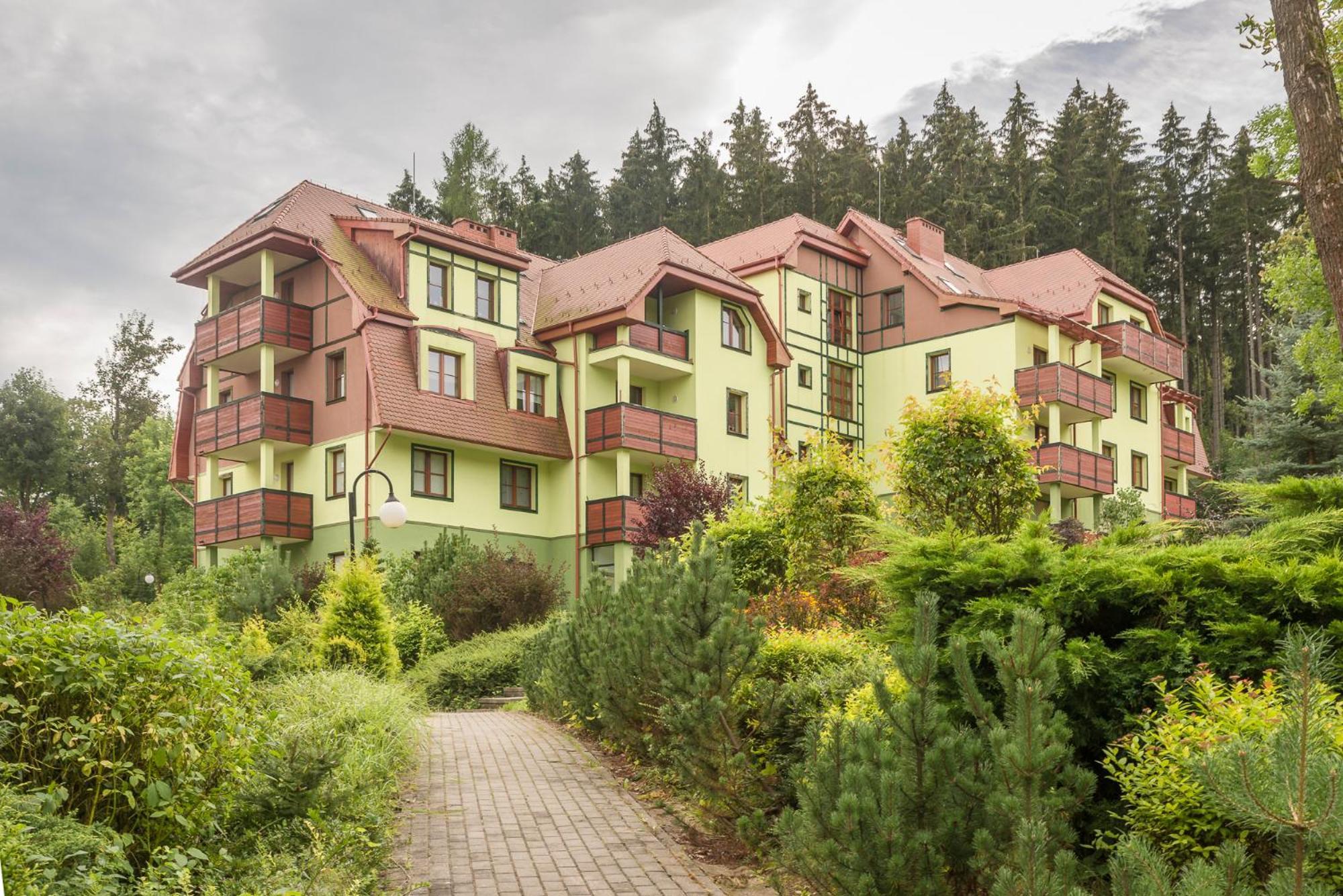 Parkowa Polana Myweek Appartement Polanica-Zdrój Kamer foto